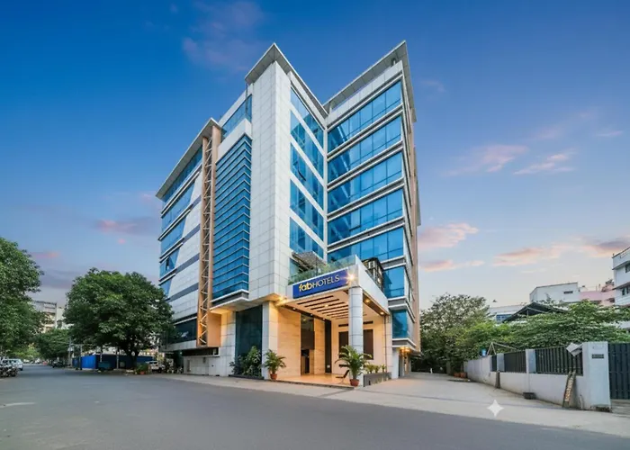 Fabhotel Aksa International Mumbai